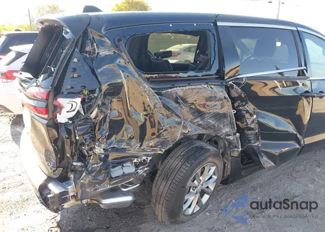 2026 Chrysler Pacifica Limited from USA, damaged, VIN 2C4RC1GG9TR175851